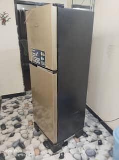 Dawlance DC inverter frich