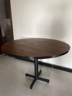 Modern round dining table for sale