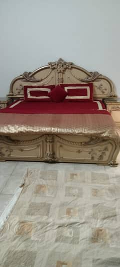 Double bed large almost like new condition