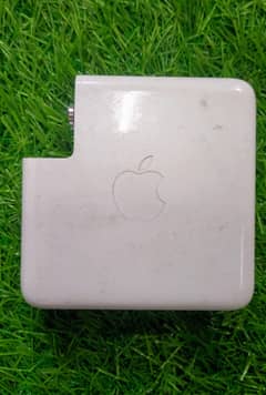 Apple MacBook chargers Type C