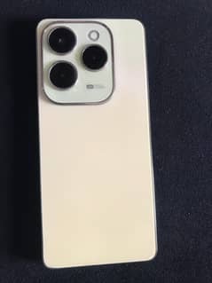 Infinix Hot 40 with box,charger