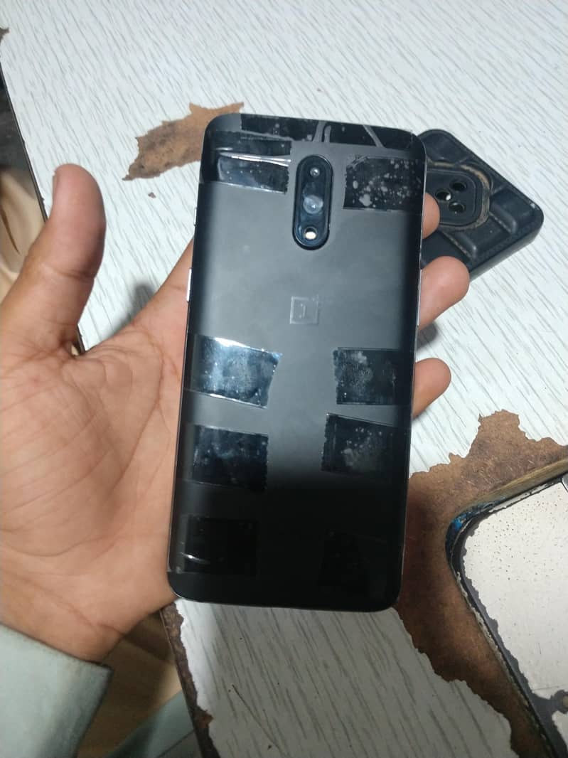 one plus 7 back change only 1