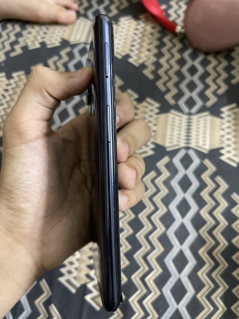 One plus nord n 10 no scratch on front 2