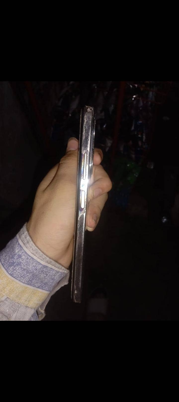 hot40i Infinix 2 month use condition 10/10 condition All ok set 2