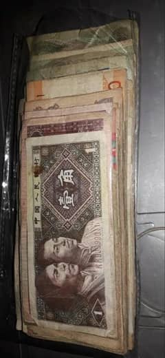 Currency notes for sale