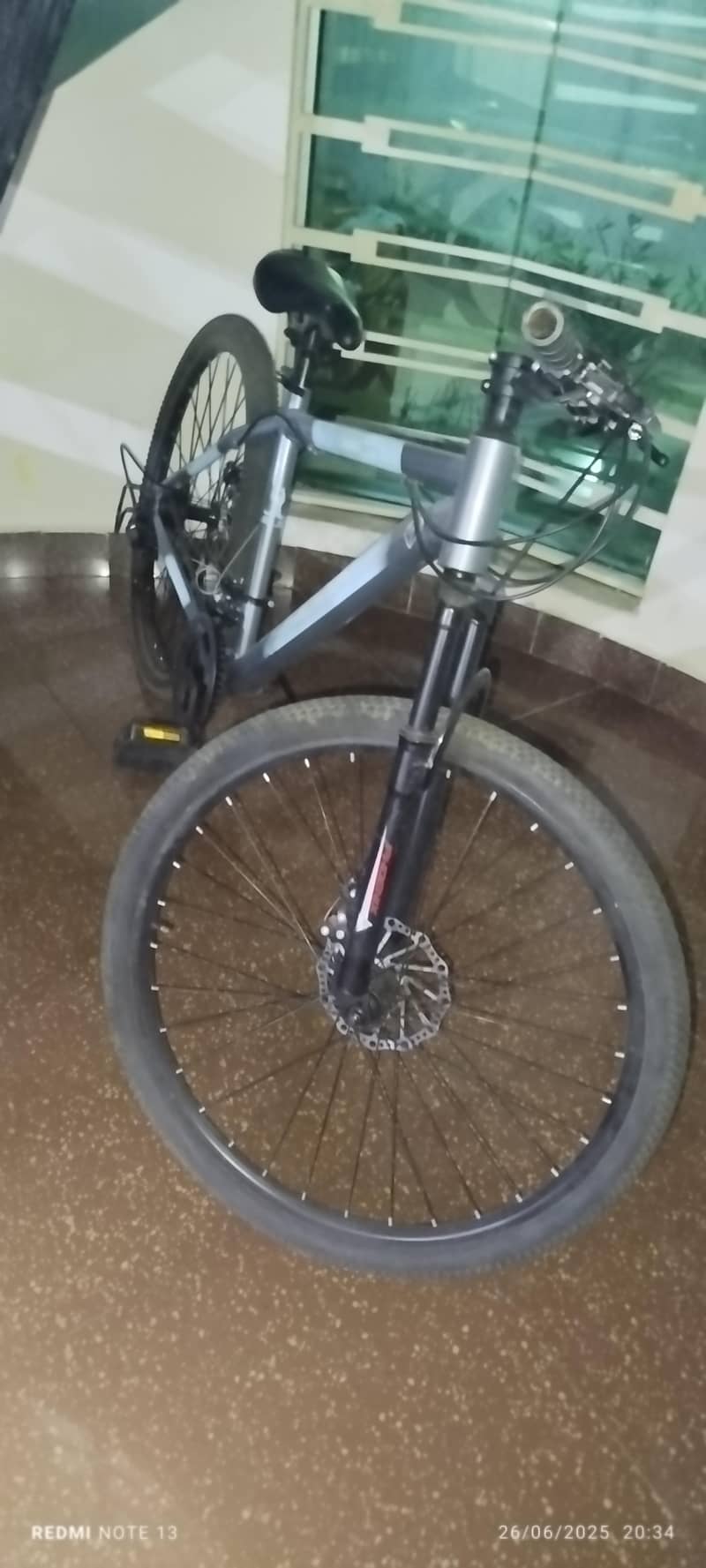 Gear cycle in good condition but peddle little bit loose 2