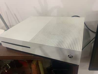 Xbox One S (Faulty)