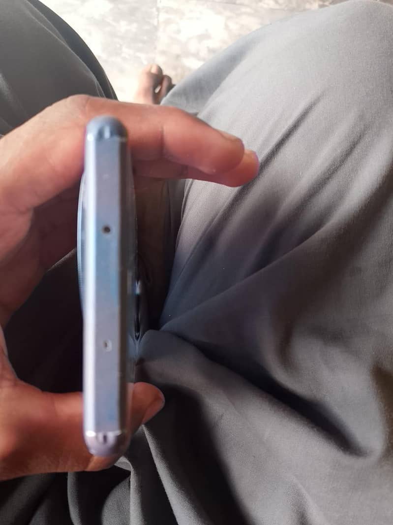 one plus 12R non pta . 4 month Sim working time 2