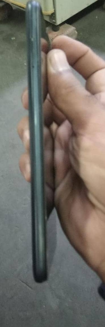 Infinix hot 11 play  4/64 with box all ok no open 10/10 condition 3
