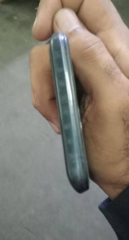 Infinix hot 11 play  4/64 with box all ok no open 10/10 condition 4
