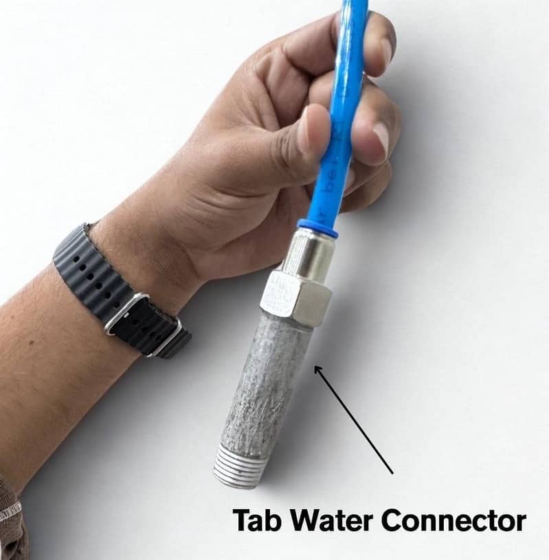 Solar Panel Cleaning Brush with Water System – Auto Adjustable Rod 3