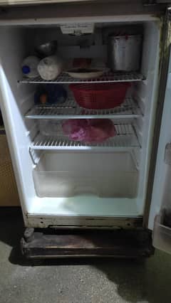 dawanlance Fridge For sale good condition