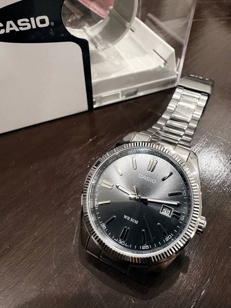 Casio MTP-1302D-1A1VDF 2