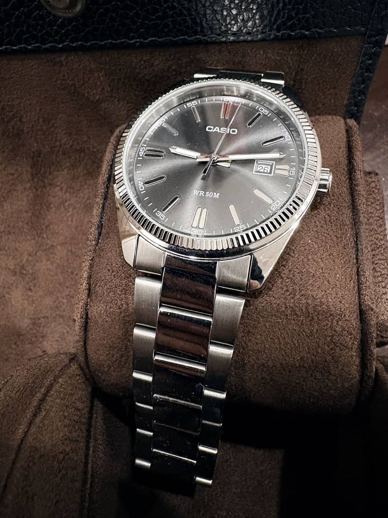 Casio MTP-1302D-1A1VDF 3