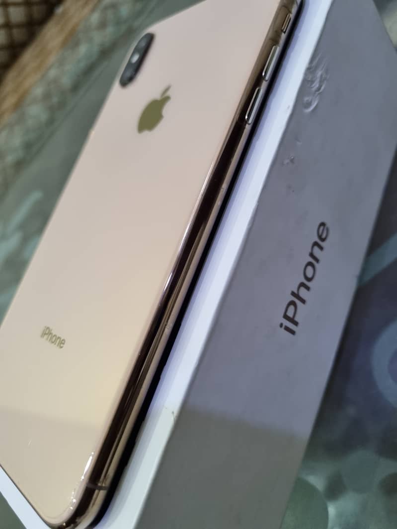 iPhone XS Max PTA  with box 1