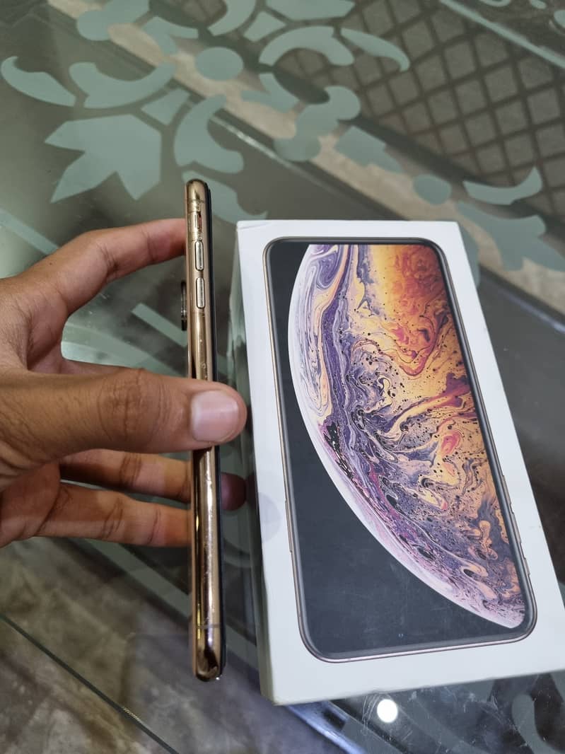 iPhone XS Max PTA  with box 3
