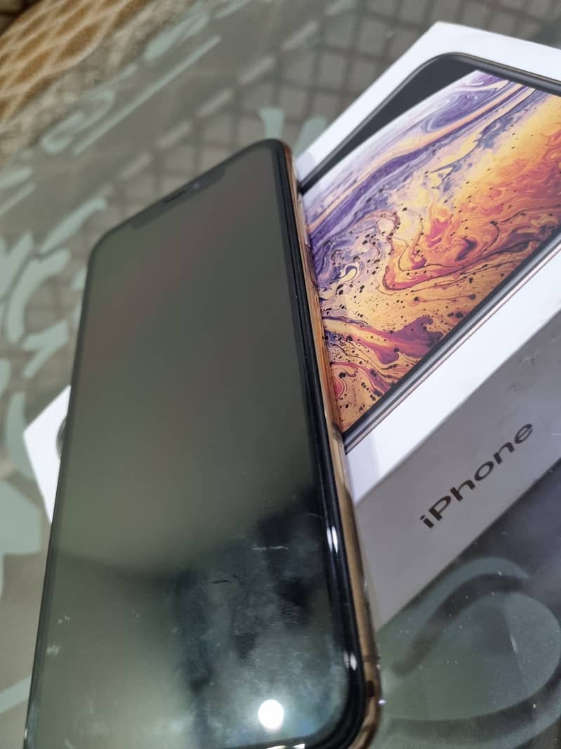 iPhone XS Max PTA  with box 4
