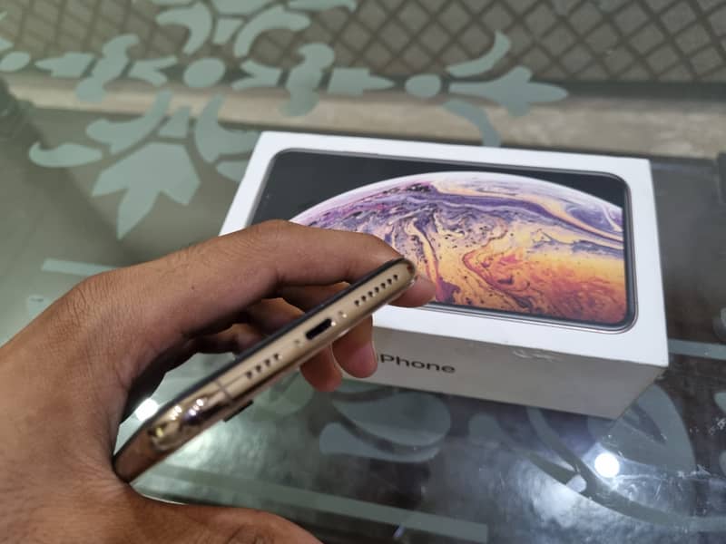 iPhone XS Max PTA  with box 6
