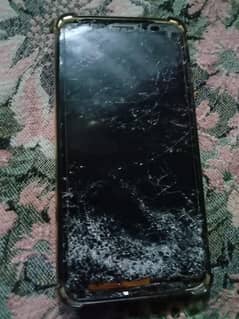 Samsung j5 aur techno pop 4 panels tote hain