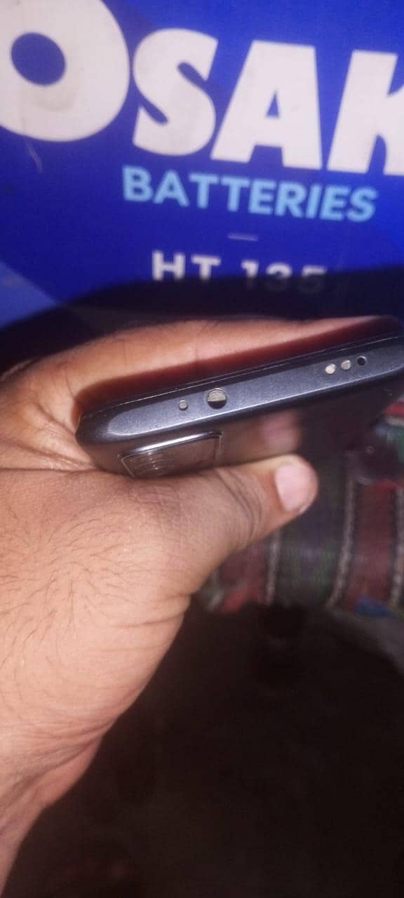 Redmi 9T 4+2/128 with box original condition mobile 10/10 10