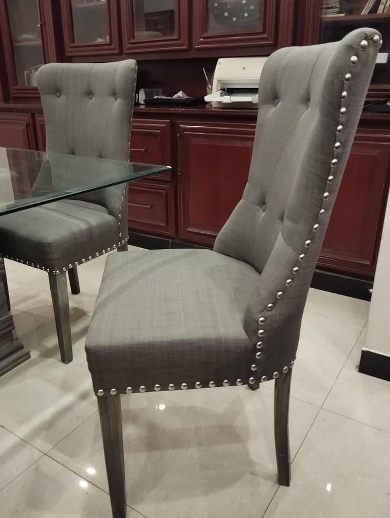 Modern 8 Seater Dining Set with Side Console 3