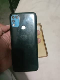 hot 11 play just mobile 4gb 64 gb sath I'd card ki copy mile gi