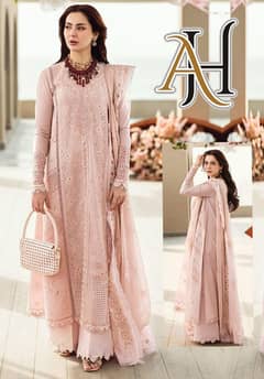 3 Piece lawn suit origanl kapra hia check kar kia lena