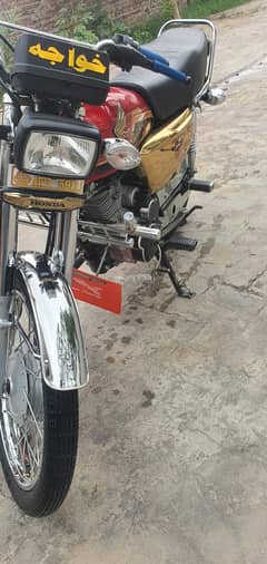 2024 Honda 125 spacial edition spacial numbr 5911 single hand use only