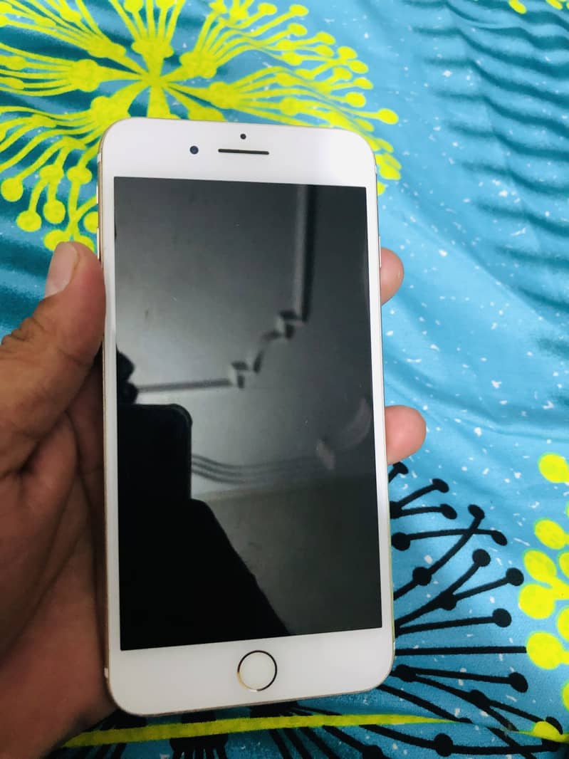 Iphone 7 plus non pta with box 4
