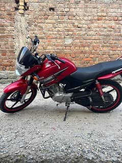 YAMAHA 125