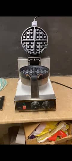 waffle machine only 10 days used