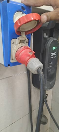 EV