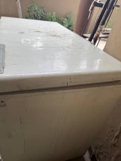 HAIRER HDF 405 Sd for urgent sale