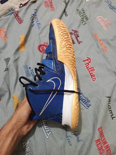 Nike Kyrie 7 sisterhood edition basketball shoes