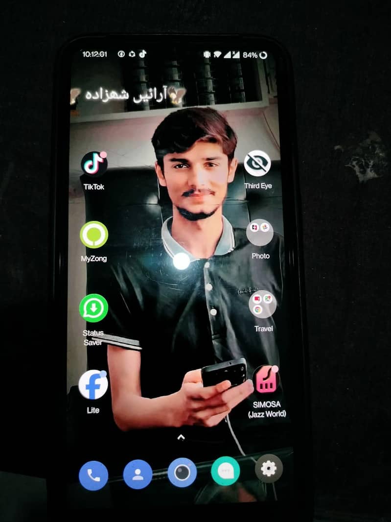 one plus 6t mobile phone no open  all ok just original adupter 1