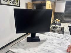 gaming monitor