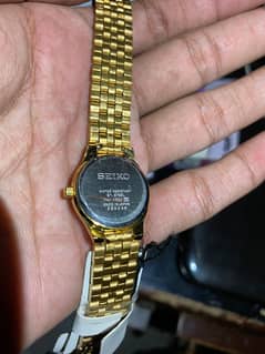 seiko women golden watch