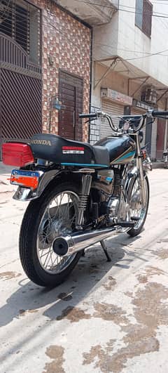 honda 125 non euro new and antique piece sale and exchange possible
