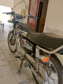 HONDA CG 125 (2011) ARE FOR SALE IN GOOD CONDITION