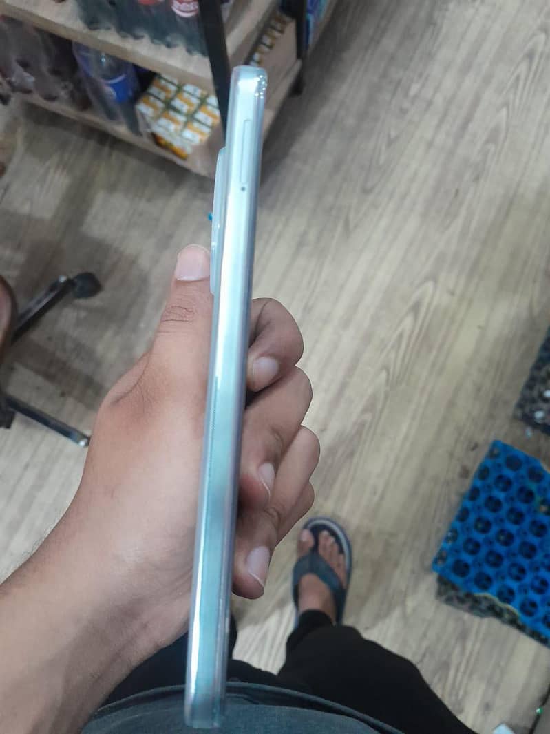 Tecno spark 30 pro 3