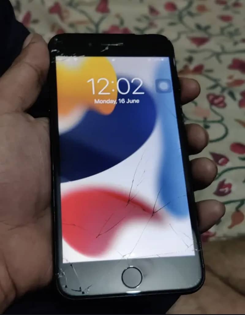 iPhone 7 Plus Pta Proved Read add Plz (Exchange Possible) 1