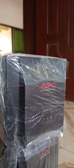 APC England Reconditioned UPS Double Battery 500 watt