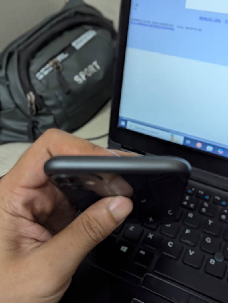 Iphone 11 Non pta with sim time 4