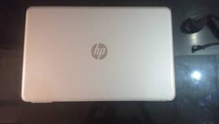 HP Pavillion 15-AW029A | 8gb ddr4 ram | 256gb Samsung Nvme
