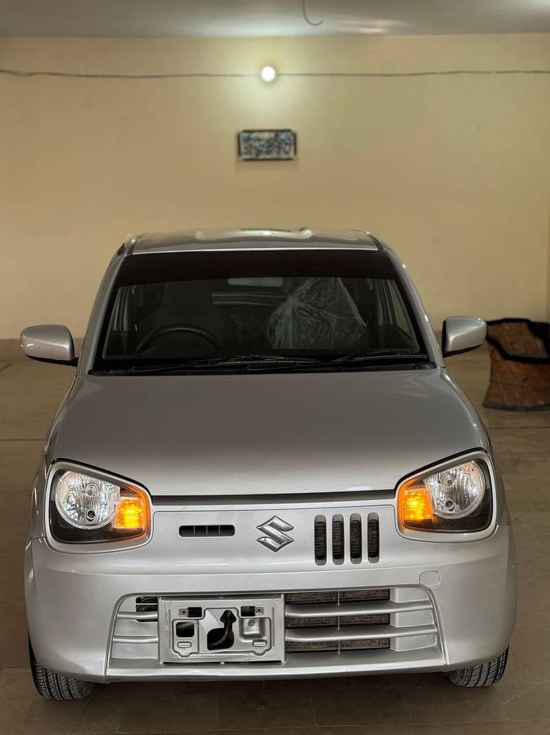 Alto New model available for pick and drop in Karachi only 0