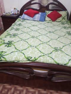 Four pieces bed set