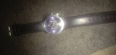 water resistant unique degisn back steel stanless new condition