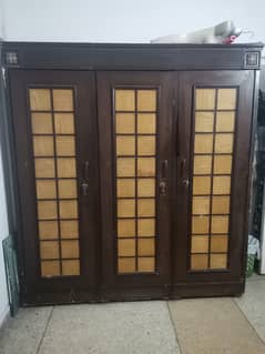 3 door wardrobes