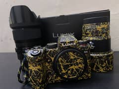 Lumix s5 like new