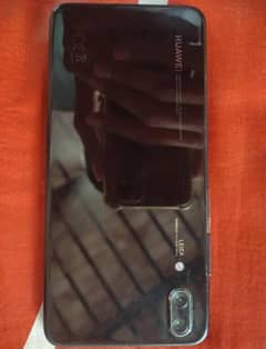 Huawei p20 official pta proved condition 10 /9.5